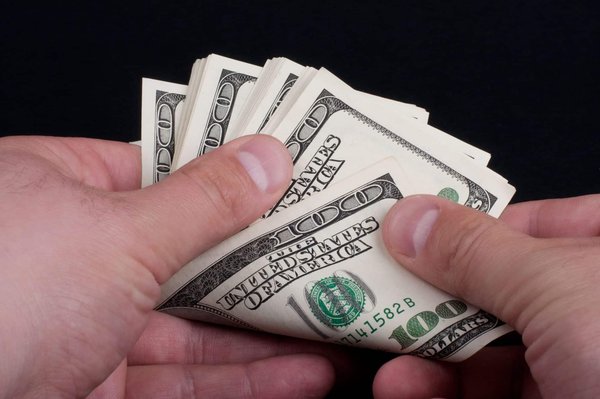 Qui est le plus riche entre la France et la Russie ?